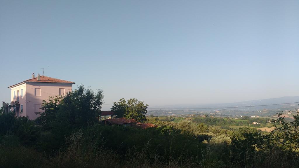 Tramonti E Valli Calvi dellʼ Umbria Dış mekan fotoğraf